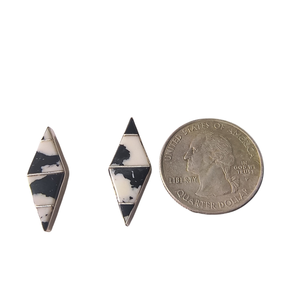 Andrew Enrico Navajo Signed White Buffalo And Sterling Silver Inlay Earrings - Picture 4 of 10